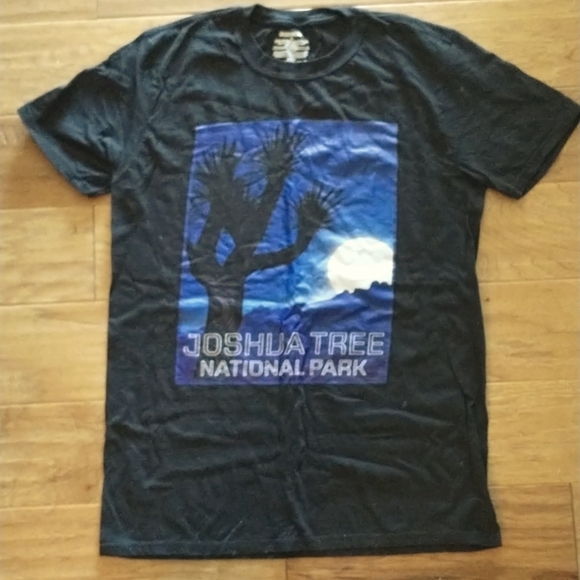 Joshua Tree T-Shirt - Picture 1 of 3